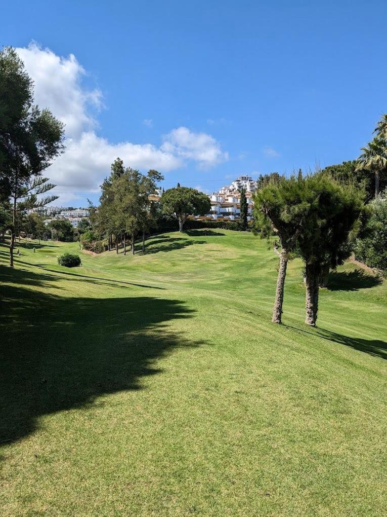 Lovely Two Bedroom Calahonda - 475 Meter From The *