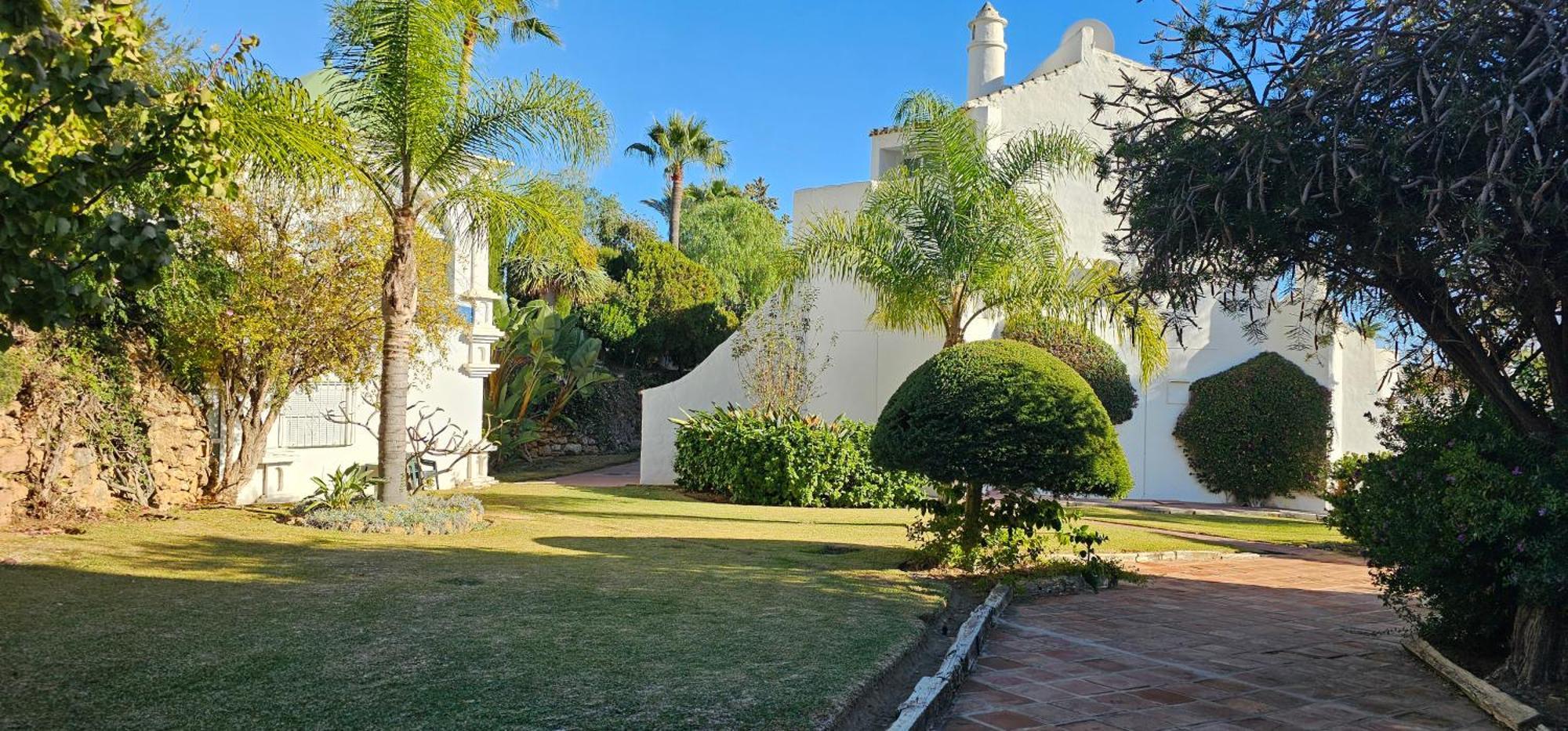 Appartement Lovely Two Bedroom Calahonda - 475 Meter From The