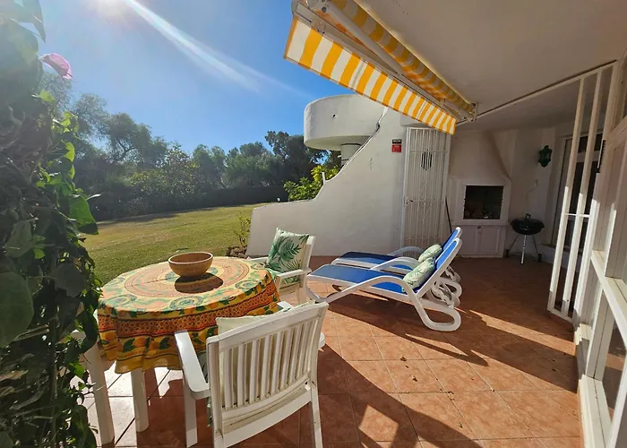 Lovely Two Bedroom Apartment Calahonda - 475 Meter From The Beach