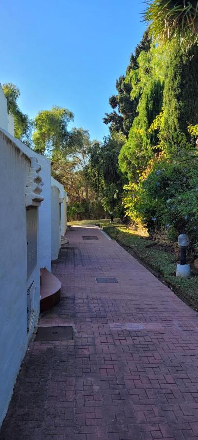 Lovely Two Bedroom Calahonda - 475 Meter From The Apartament Sitio de Calahonda