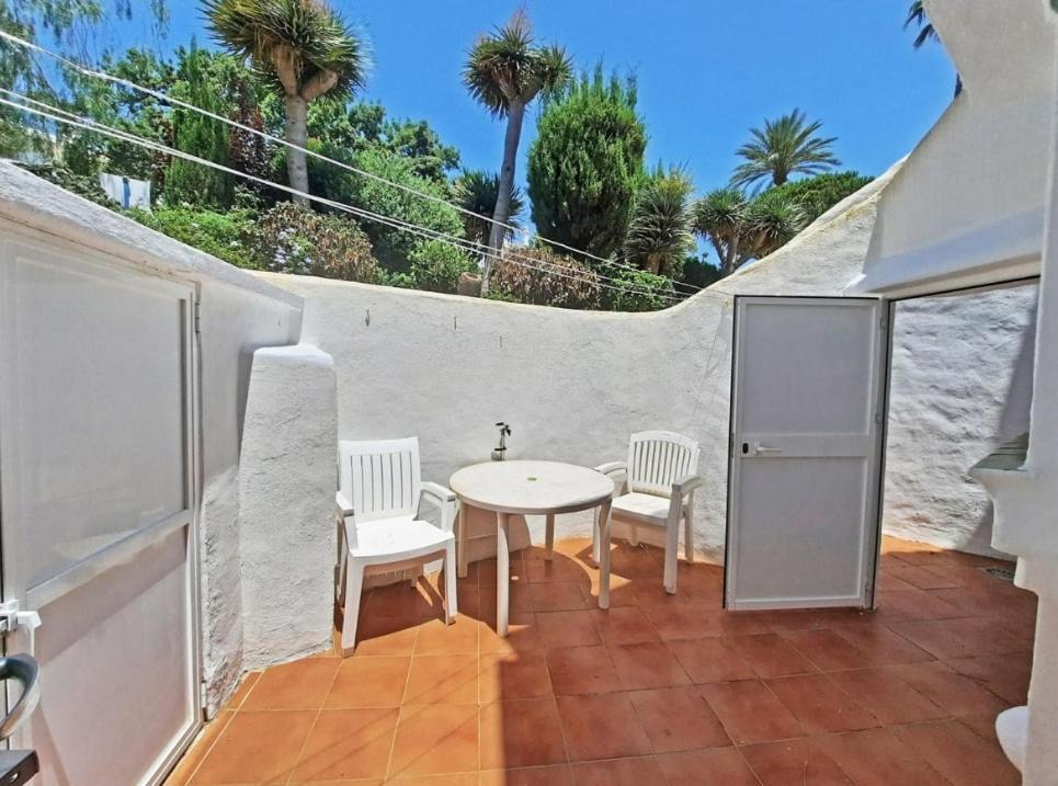 Lovely Two Bedroom Calahonda - 475 Meter From The Apartament *