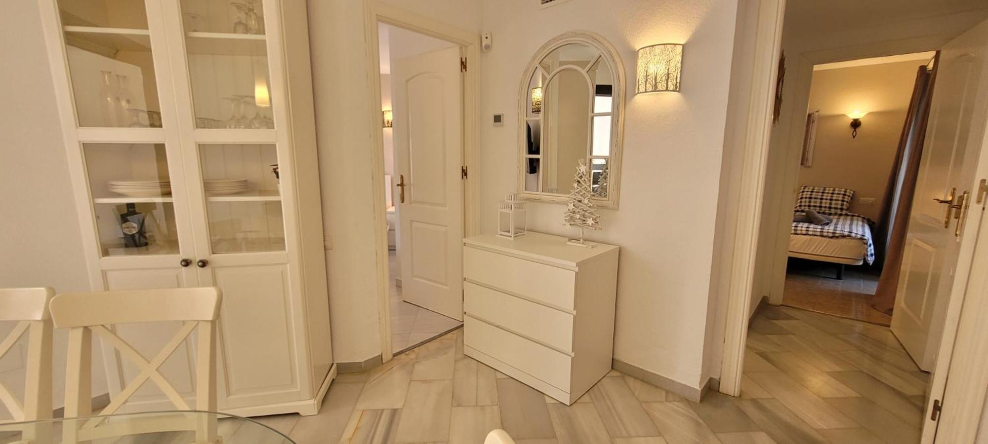 Apartament Lovely Two Bedroom Calahonda - 475 Meter From The