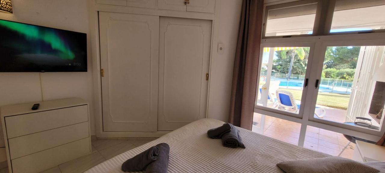 Apartment Lovely Two Bedroom Calahonda - 475 Meter From The