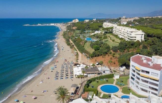 Lovely Two Bedroom Calahonda - 475 Meter From The Apartment