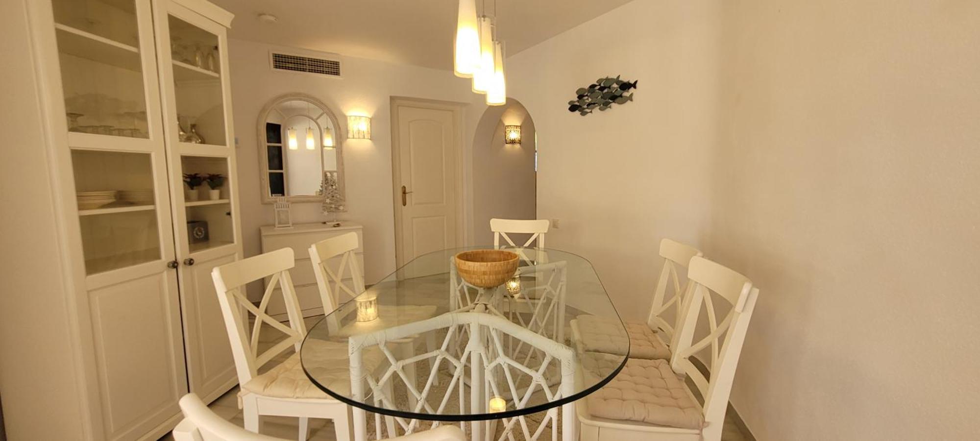 Lovely Two Bedroom Calahonda - 475 Meter From The Apartment Sitio de Calahonda
